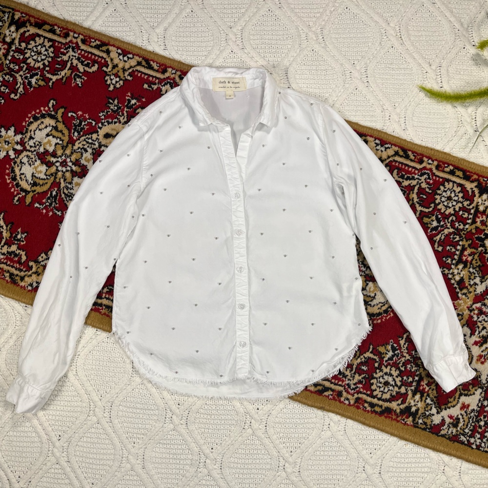 cloth & stone Long Sleeve Button Front Collared Shirt with Silver Beads‎ White S